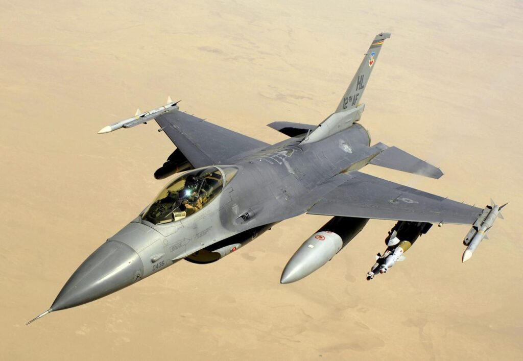 பார்ஸ் (Fars) மாகாணத்தில் அமெரிக்க F-16 வீழ்த்தப்பட்டது: IRGC அதிரடி!